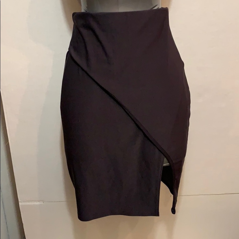 Pencil skirt with slit size small